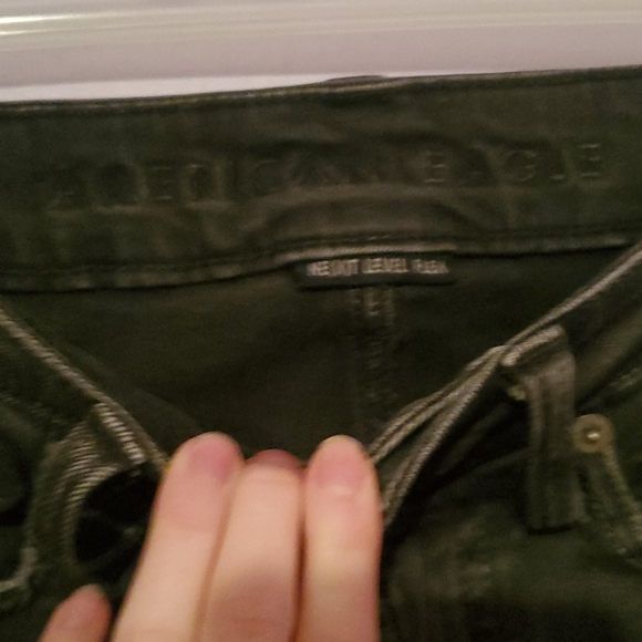 AEO high waisted distressed black jeans - Picture 8 of 11